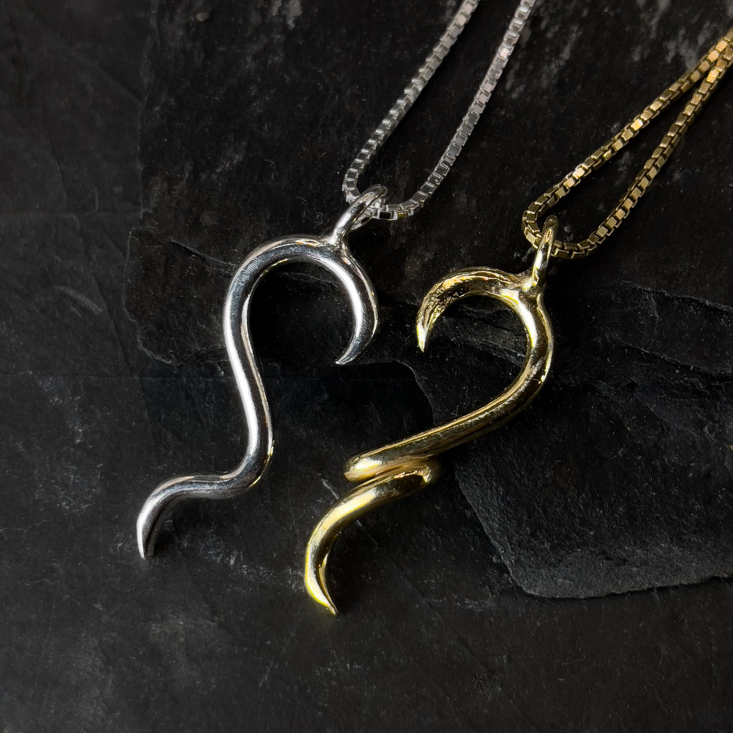SUB_ Heart necklace
