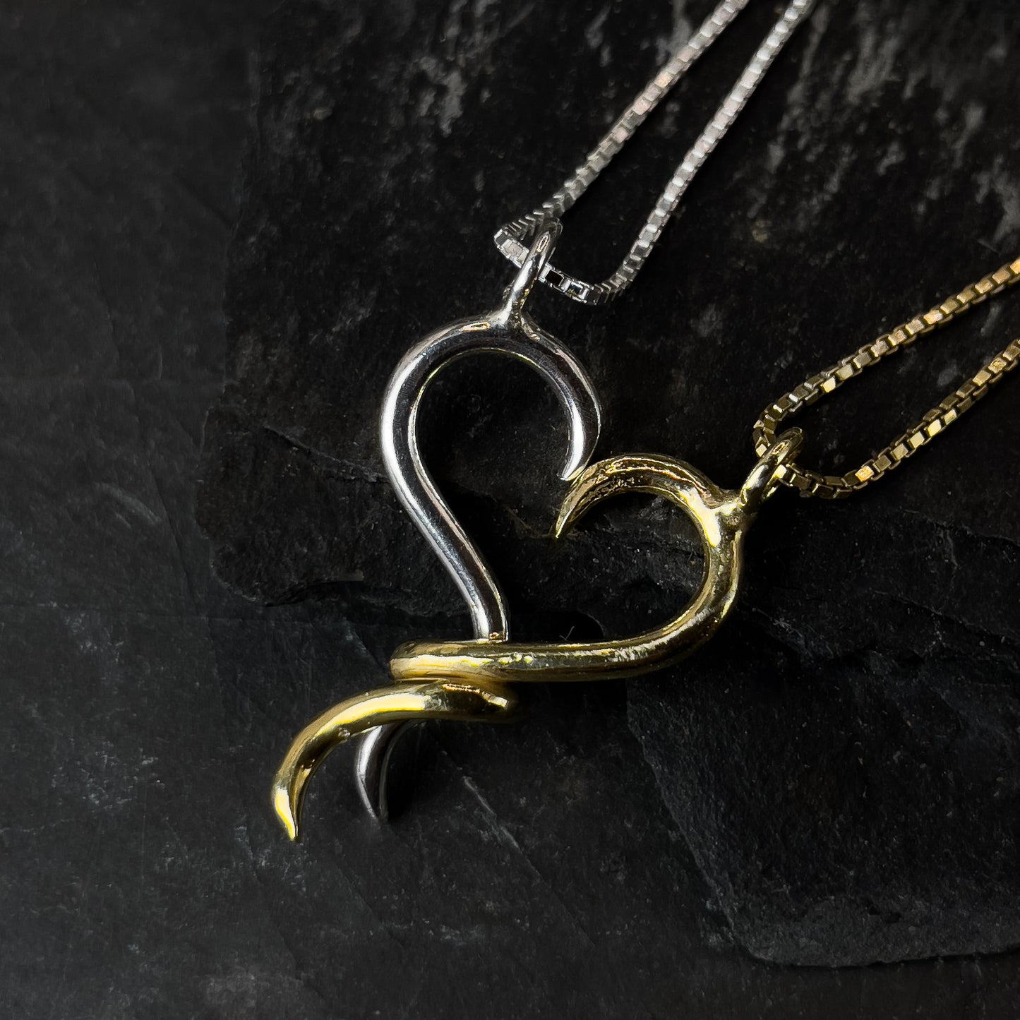 SUB_ Heart necklace